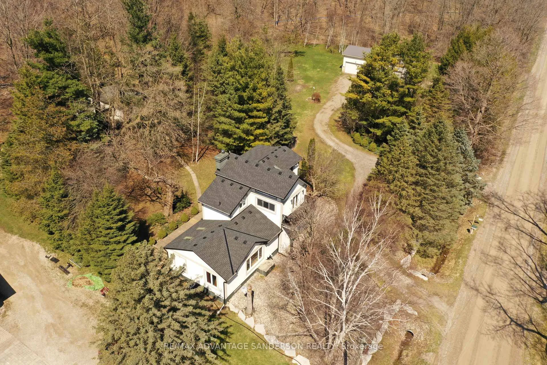 Photo 7 of 9584 Melrose Drive, Middlesex Centre, Rural Middlesex Centre — HOMEH