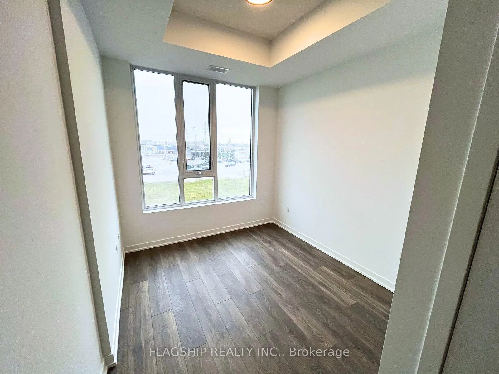 Photo 12 of Unit 329, 4878 Powers Common, Burlington, Alton — HOMEH