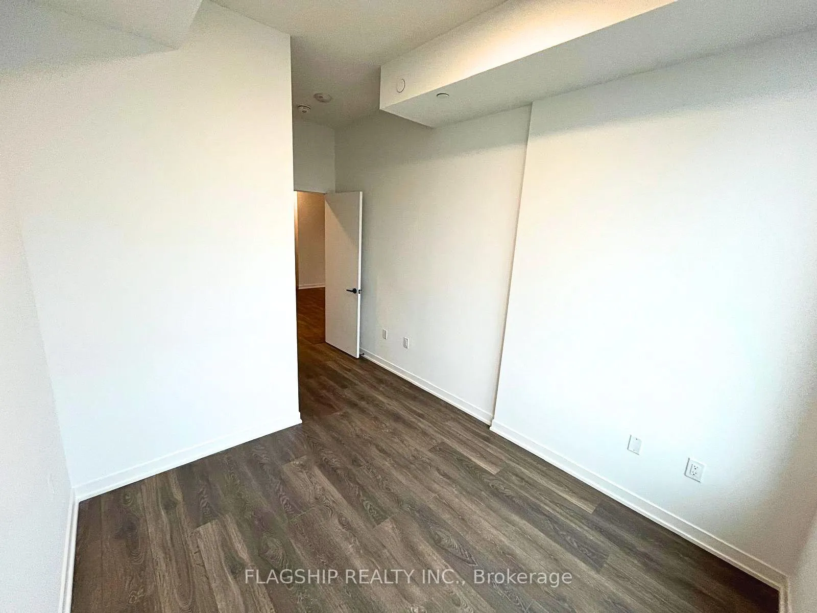 Photo 13 of Unit 329, 4878 Powers Common, Burlington, Alton — HOMEH