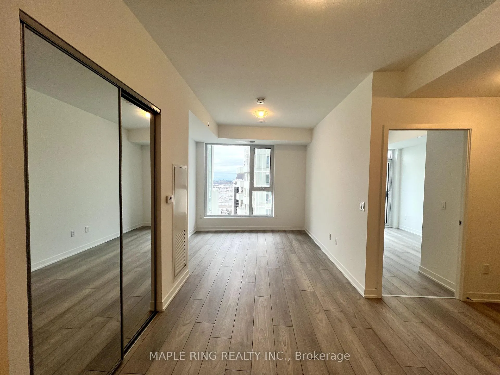 Photo 1 of Unit 2628, 498 Caldari Road, Vaughan, Concord — HOMEH
