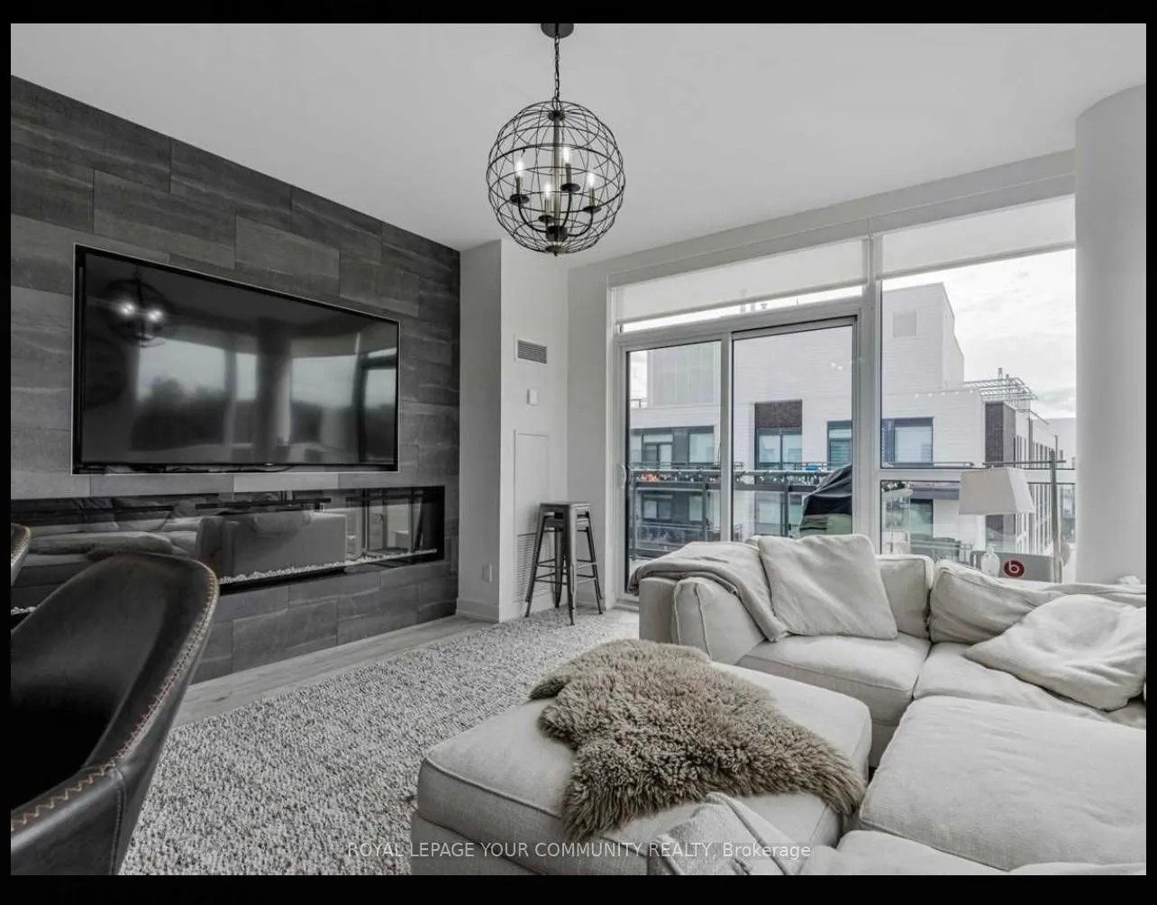 Front of Unit B411, 271 Sea Ray Avenue W