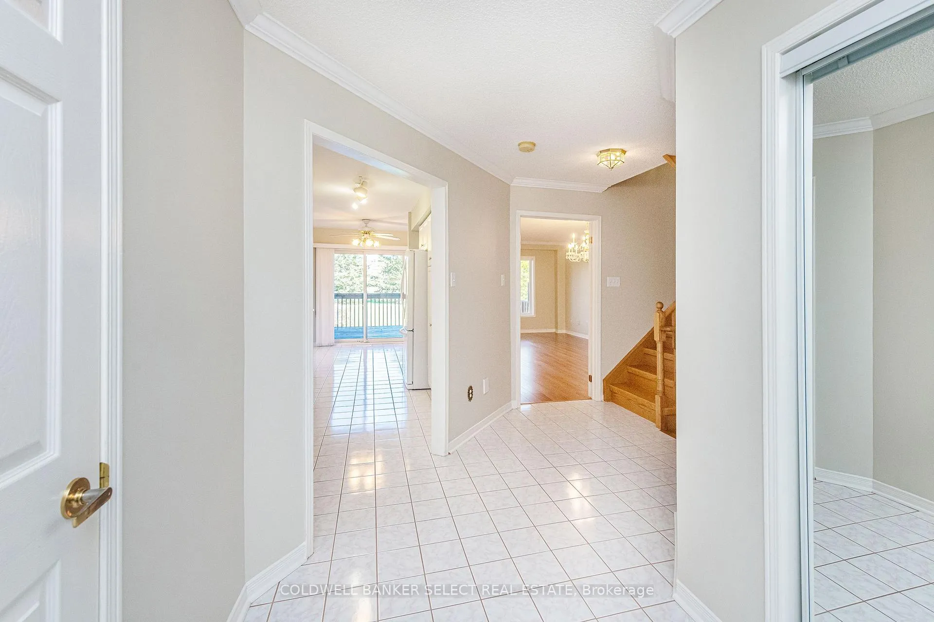 Photo 4 of 160 Green Briar Road, New Tecumseth, Alliston — HOMEH