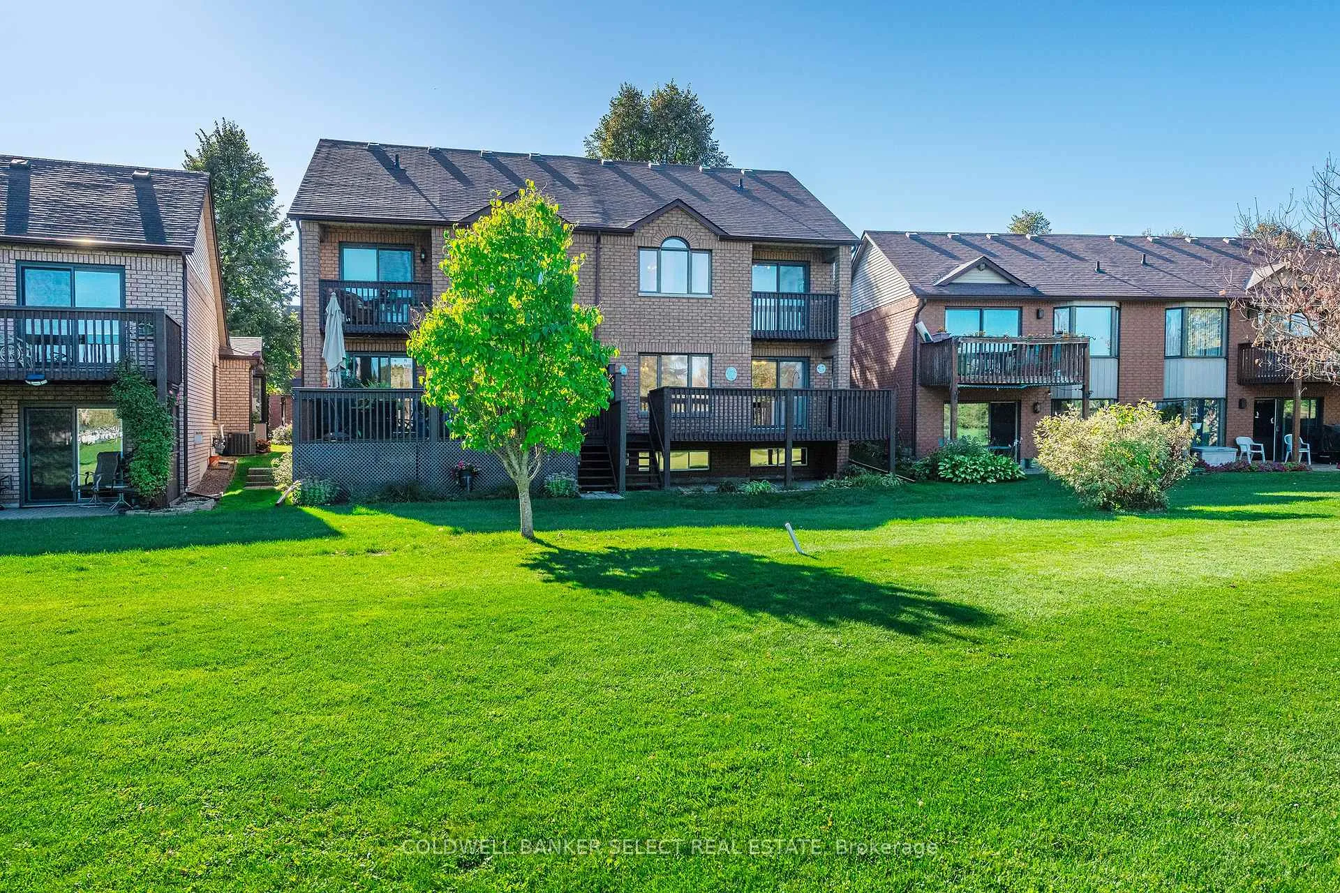 Photo 33 of 160 Green Briar Road, New Tecumseth, Alliston — HOMEH