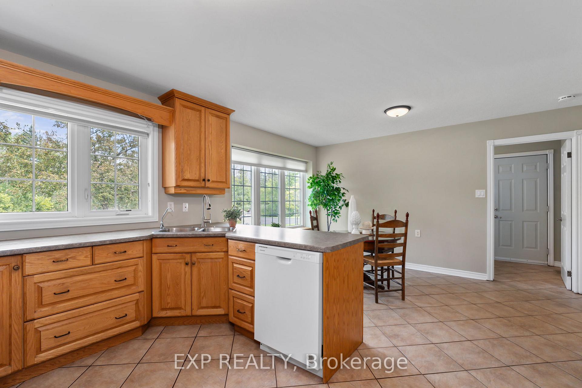 Photo 13 of 26674 Park Road, Georgina, Sutton & Jackson's Point — HOMEH
