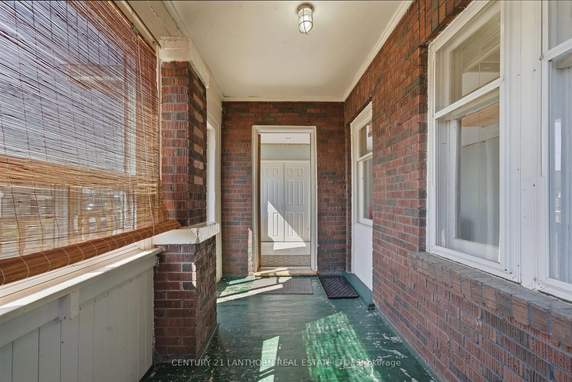 Photo 5 of 305 Drew Street, Oshawa, Central — HOMEH
