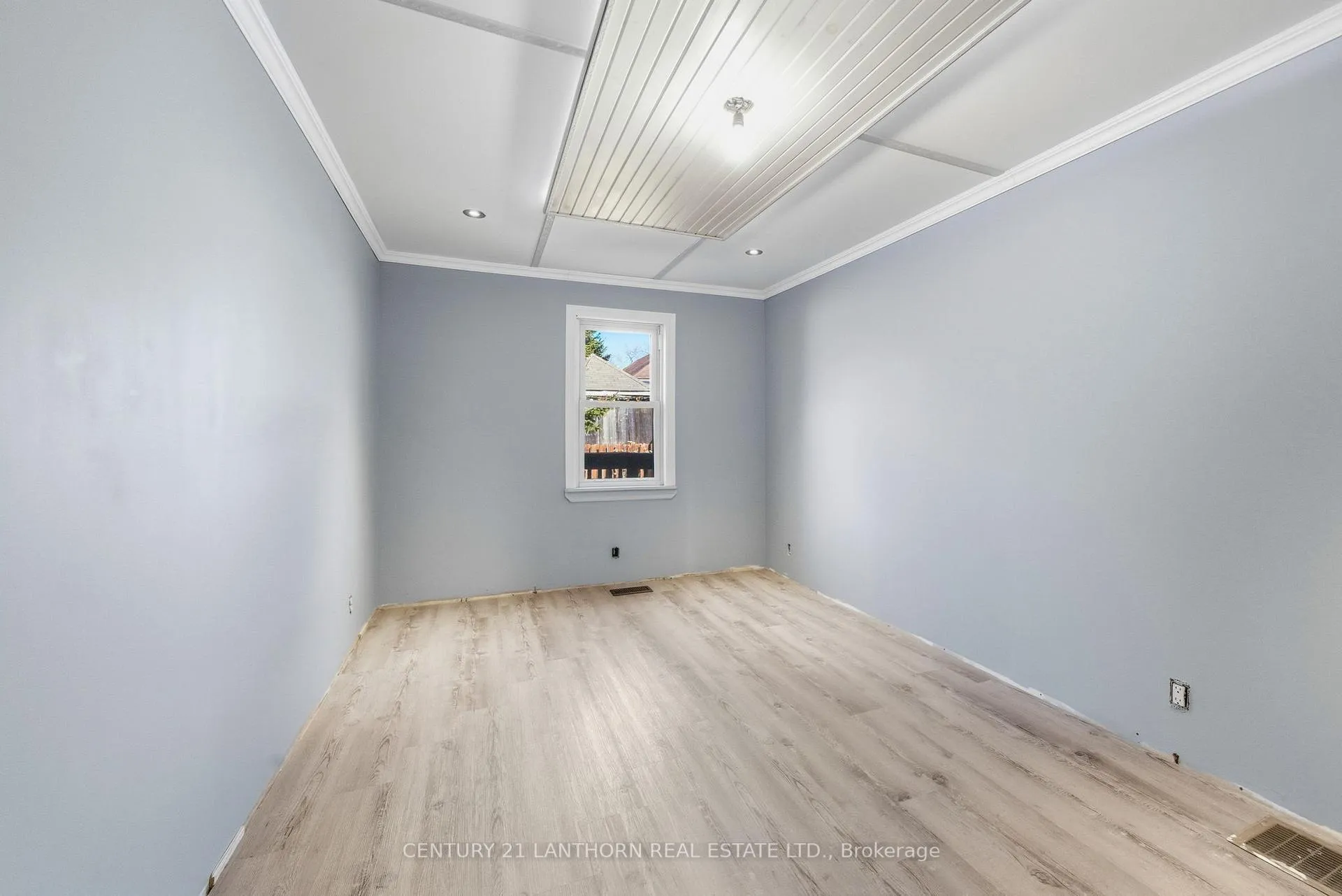 Photo 16 of 305 Drew Street, Oshawa, Central — HOMEH