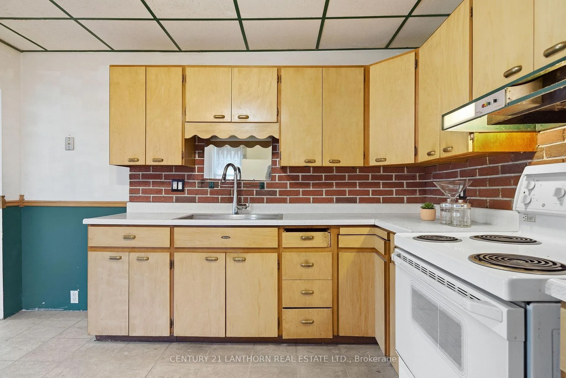 Photo 18 of 305 Drew Street, Oshawa, Central — HOMEH