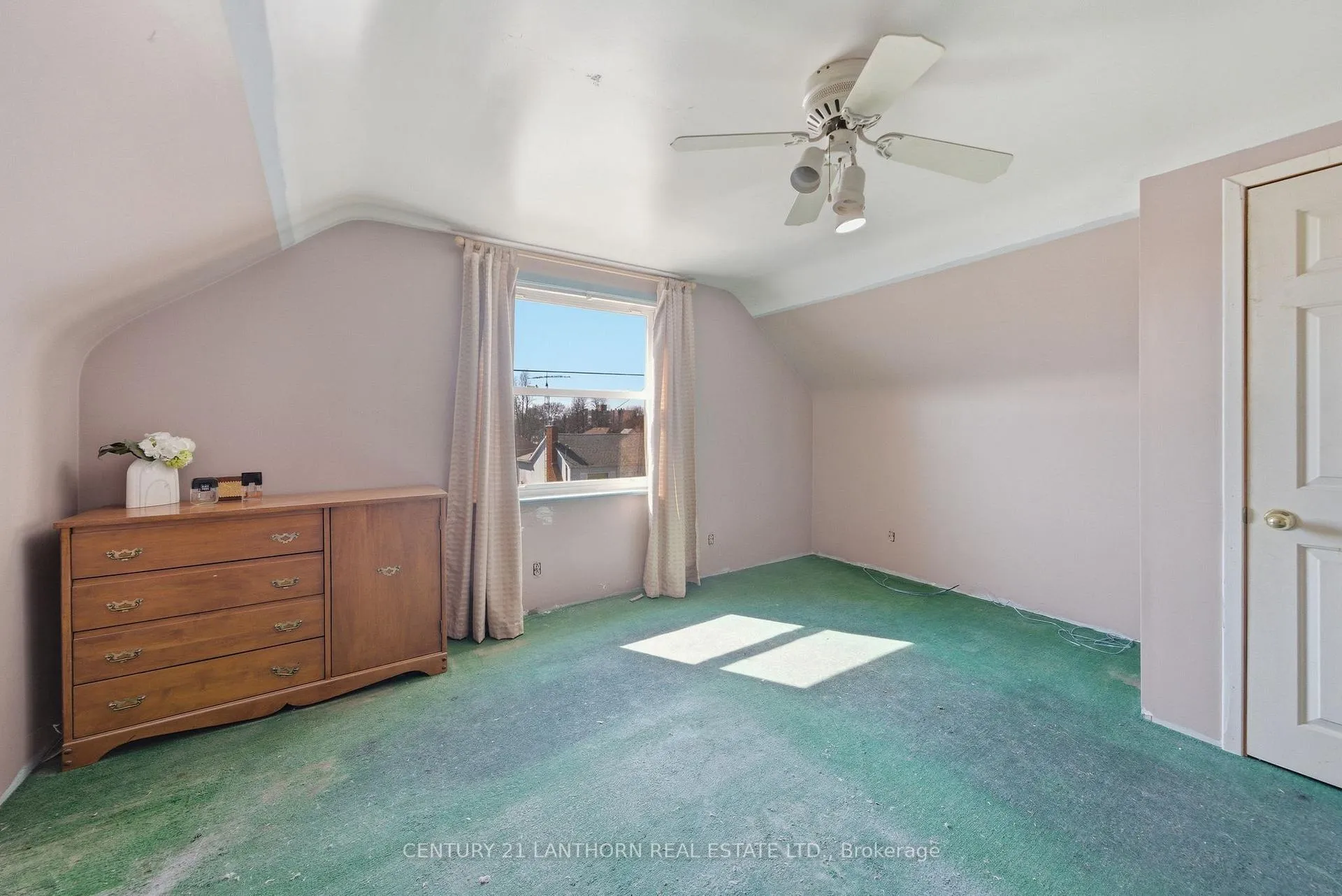 Photo 24 of 305 Drew Street, Oshawa, Central — HOMEH