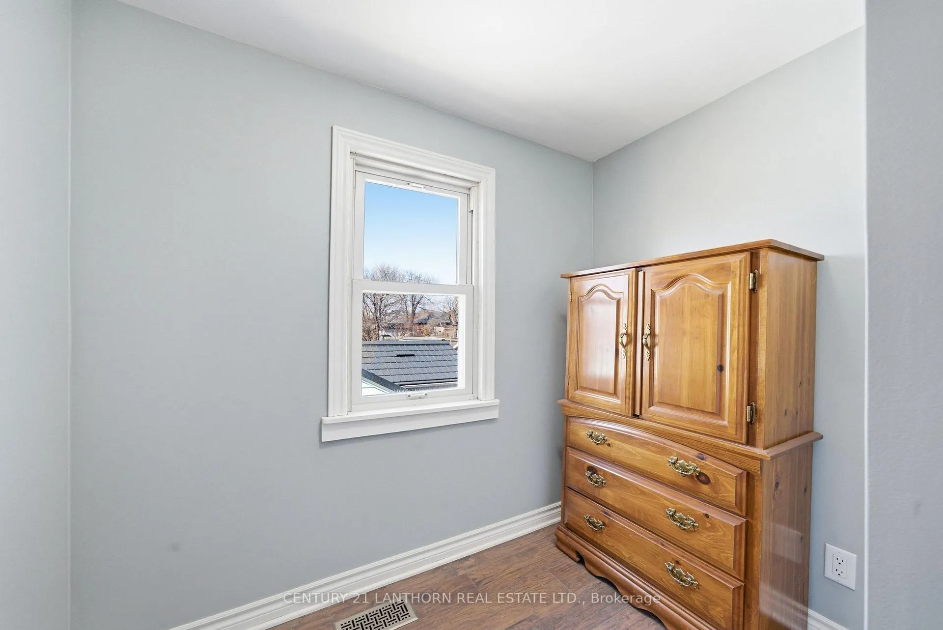 Photo 27 of 305 Drew Street, Oshawa, Central — HOMEH