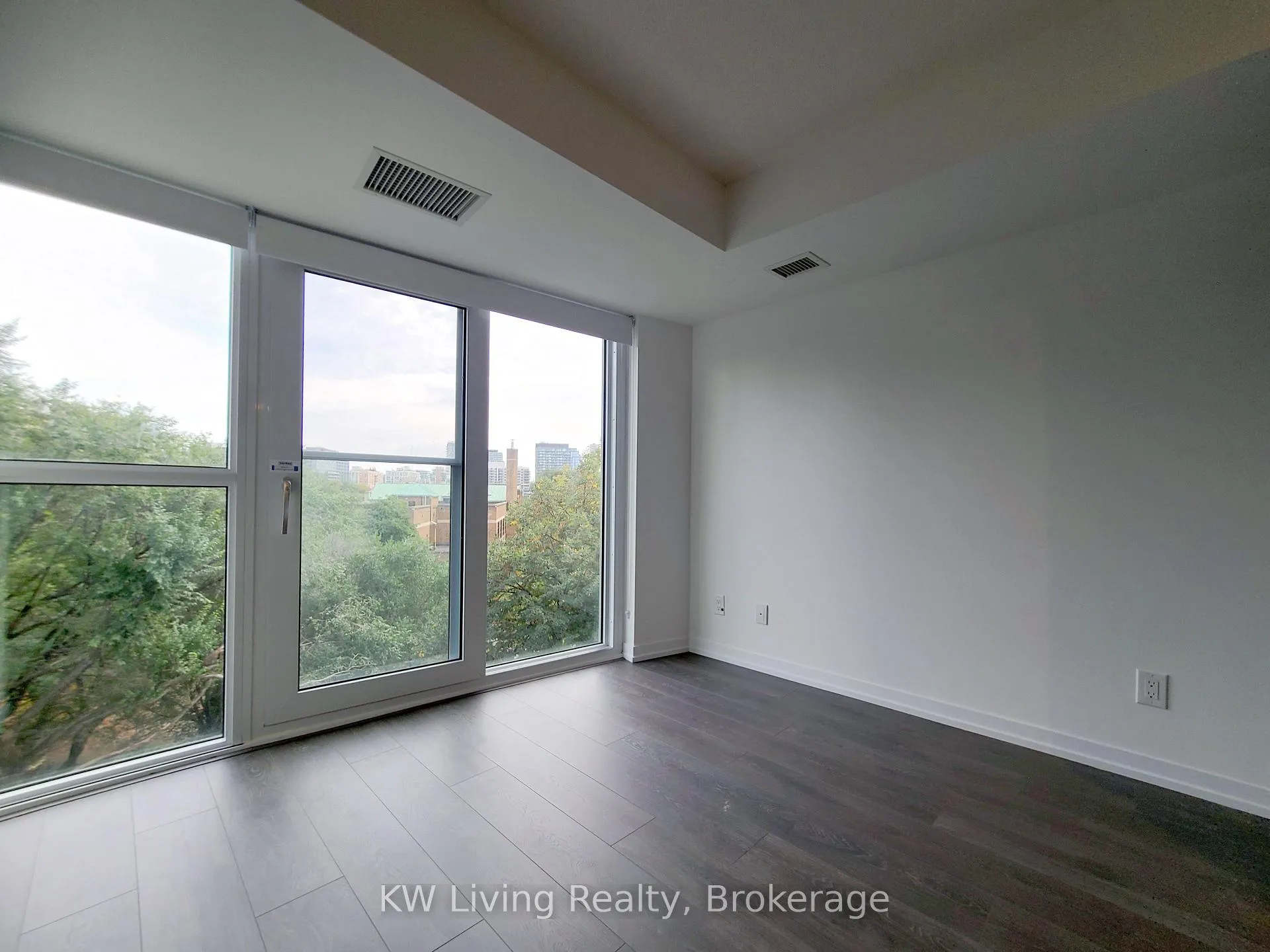 Photo 2 of Unit 602, 219 Dundas Street E, Toronto, Church-Yonge Corridor — HOMEH