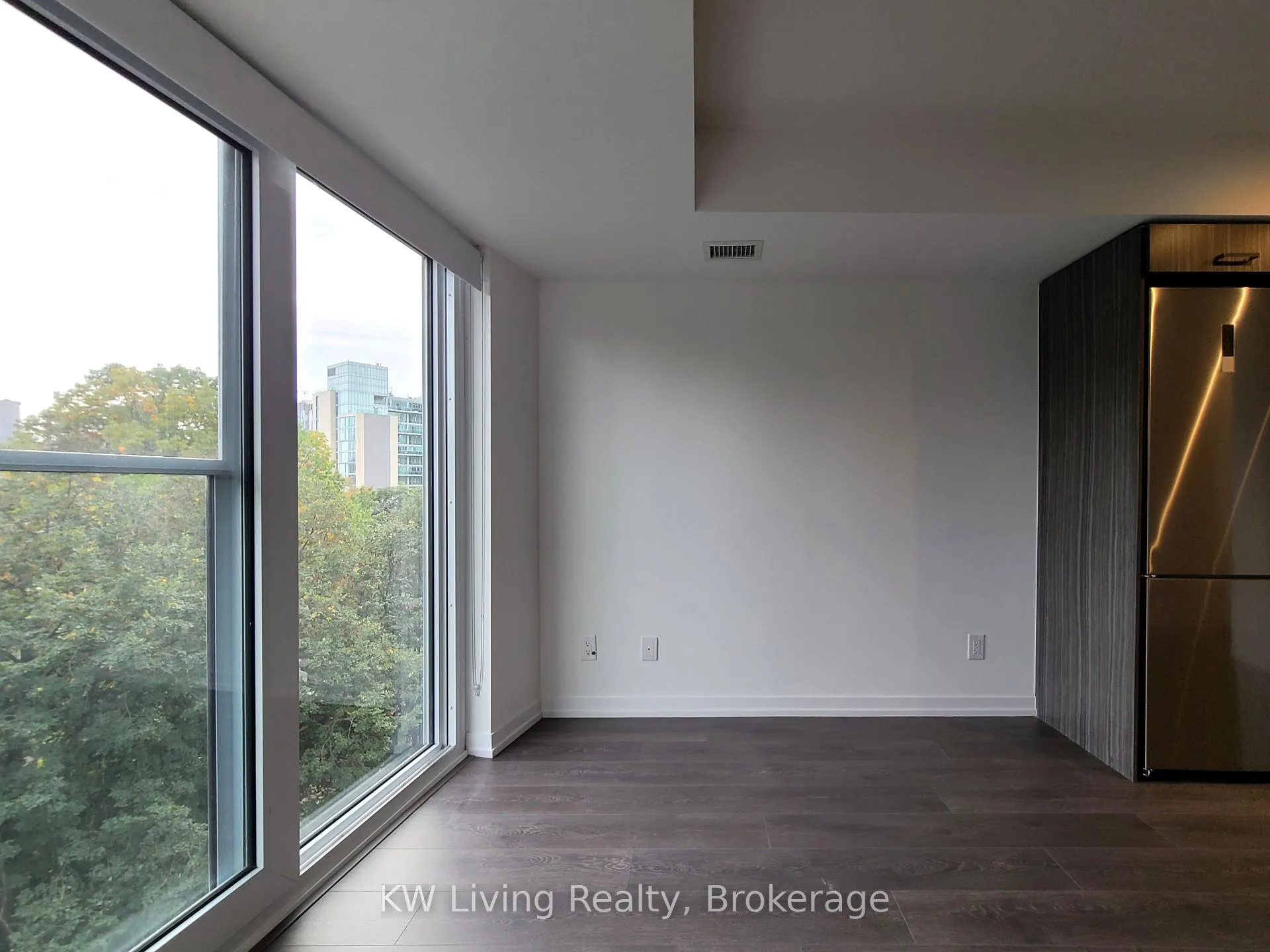 Photo 3 of Unit 602, 219 Dundas Street E, Toronto, Church-Yonge Corridor — HOMEH
