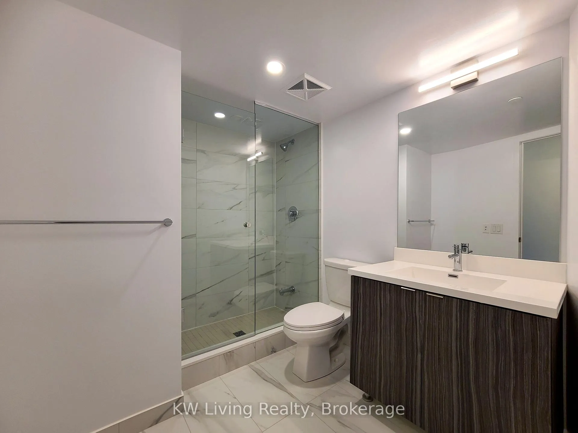 Photo 8 of Unit 602, 219 Dundas Street E, Toronto, Church-Yonge Corridor — HOMEH