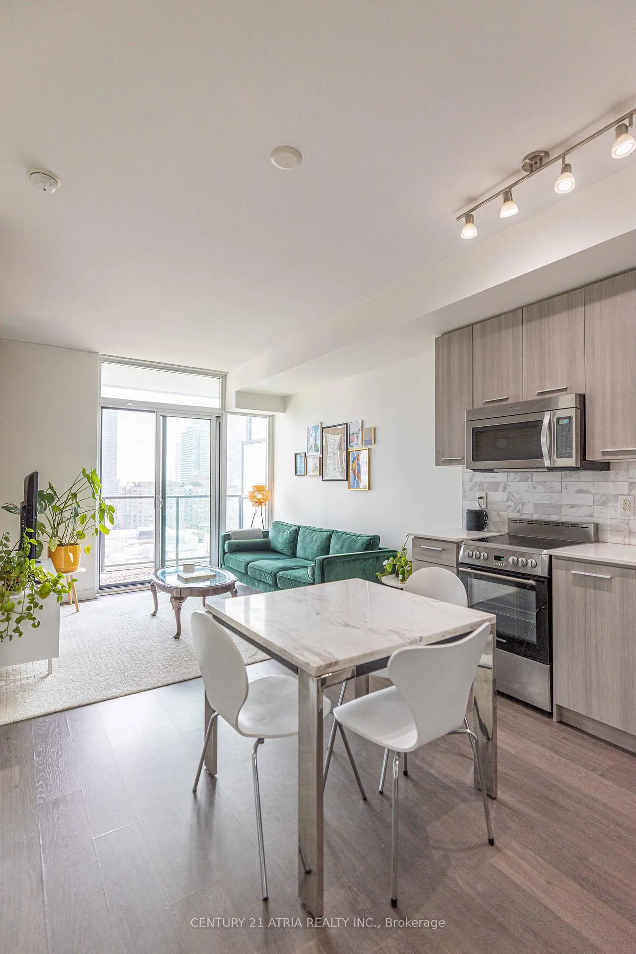 Photo 13 of Unit 1008, 105 George Street, Toronto, Moss Park — HOMEH