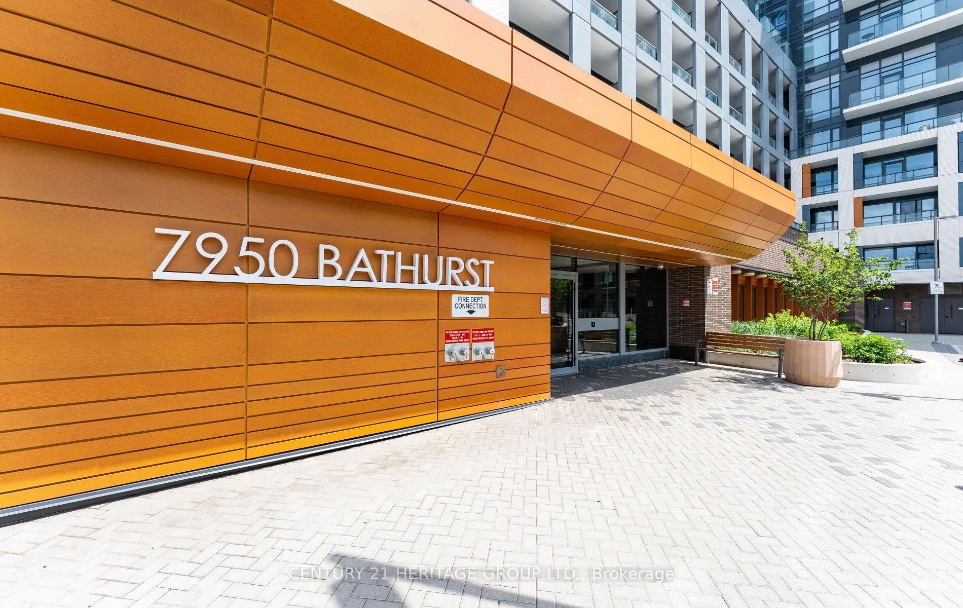 Front of Unit 201, 7950 Bathurst Street