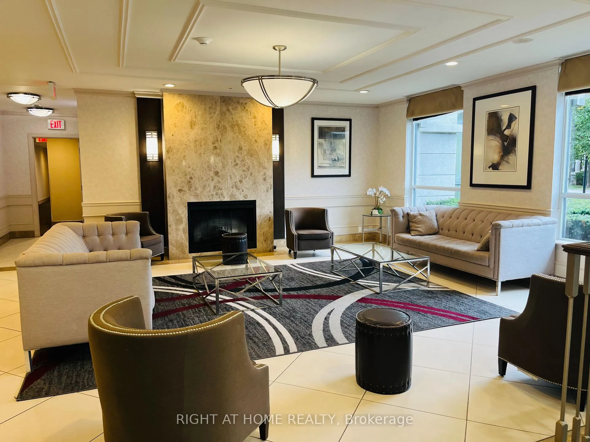 Photo 4 of Unit 508, 30 North Park Road, Vaughan, Beverley Glen — HOMEH