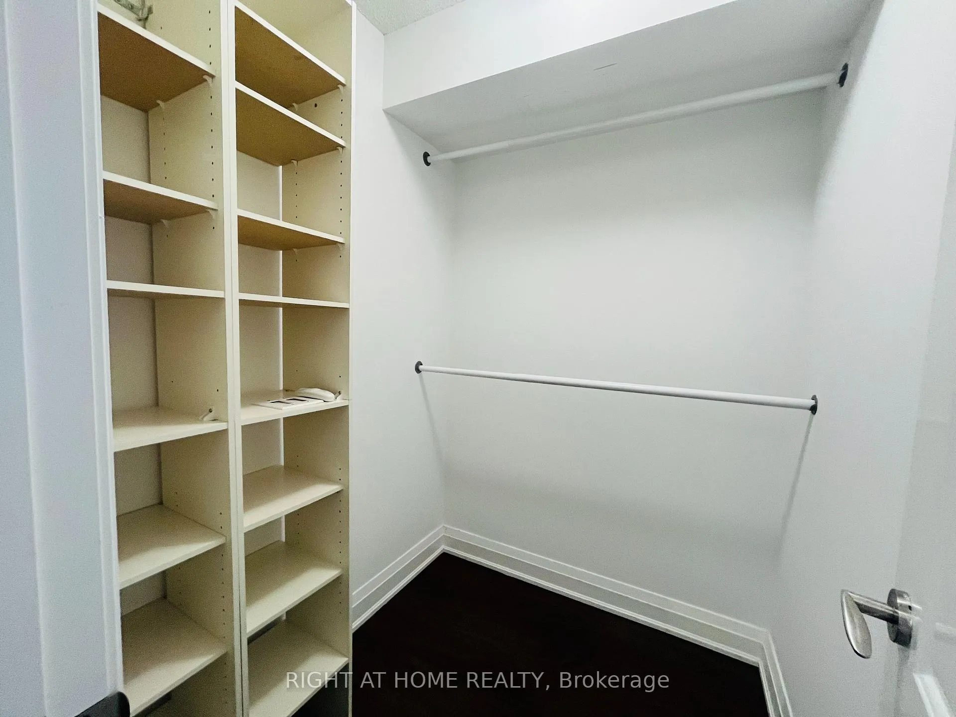 Photo 13 of Unit 508, 30 North Park Road, Vaughan, Beverley Glen — HOMEH