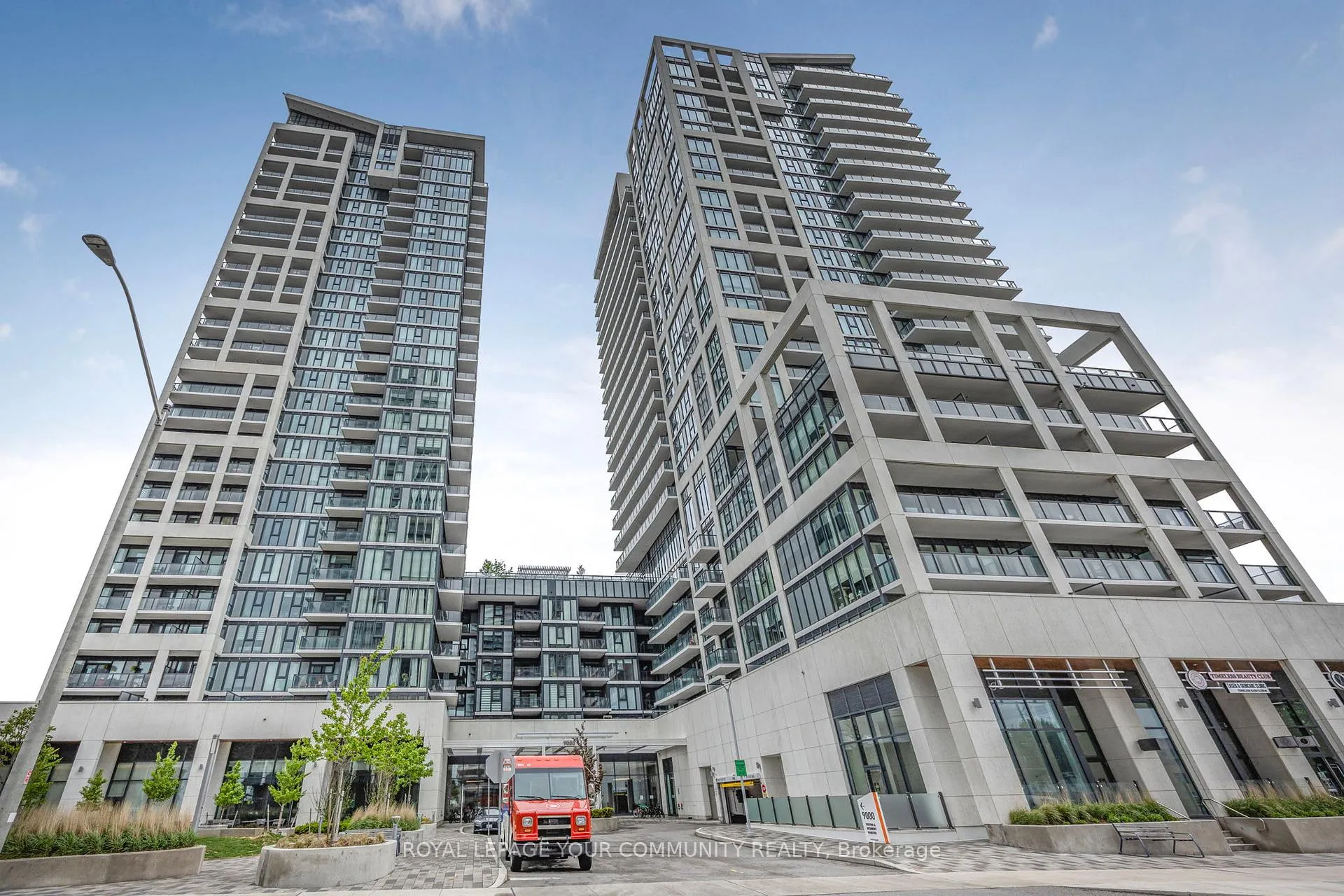 Photo 3 of Unit 2524, 9000 Jane Street, Vaughan, Concord — HOMEH