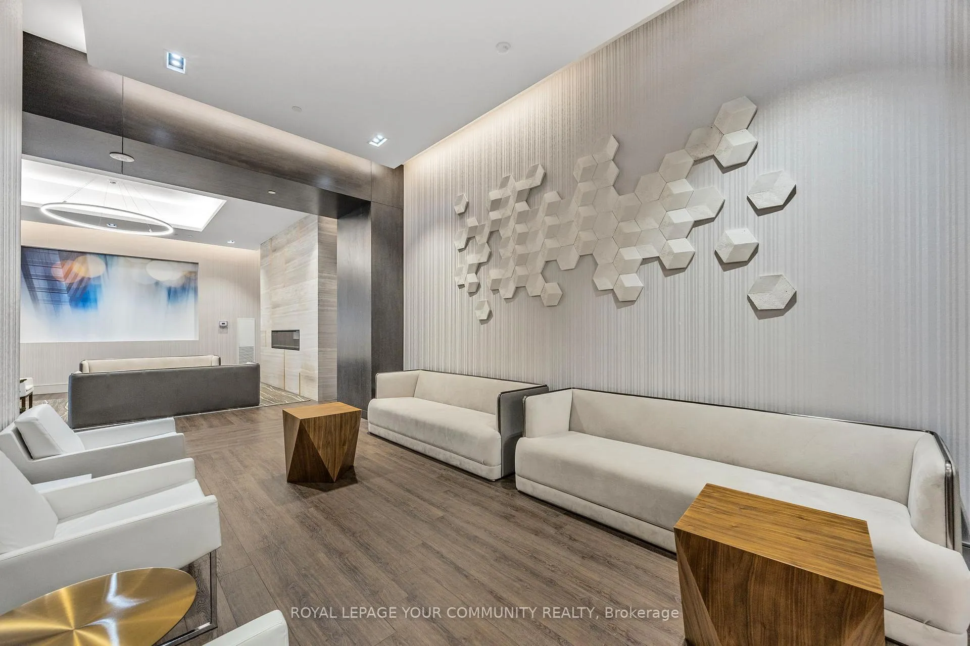 Photo 9 of Unit 2524, 9000 Jane Street, Vaughan, Concord — HOMEH