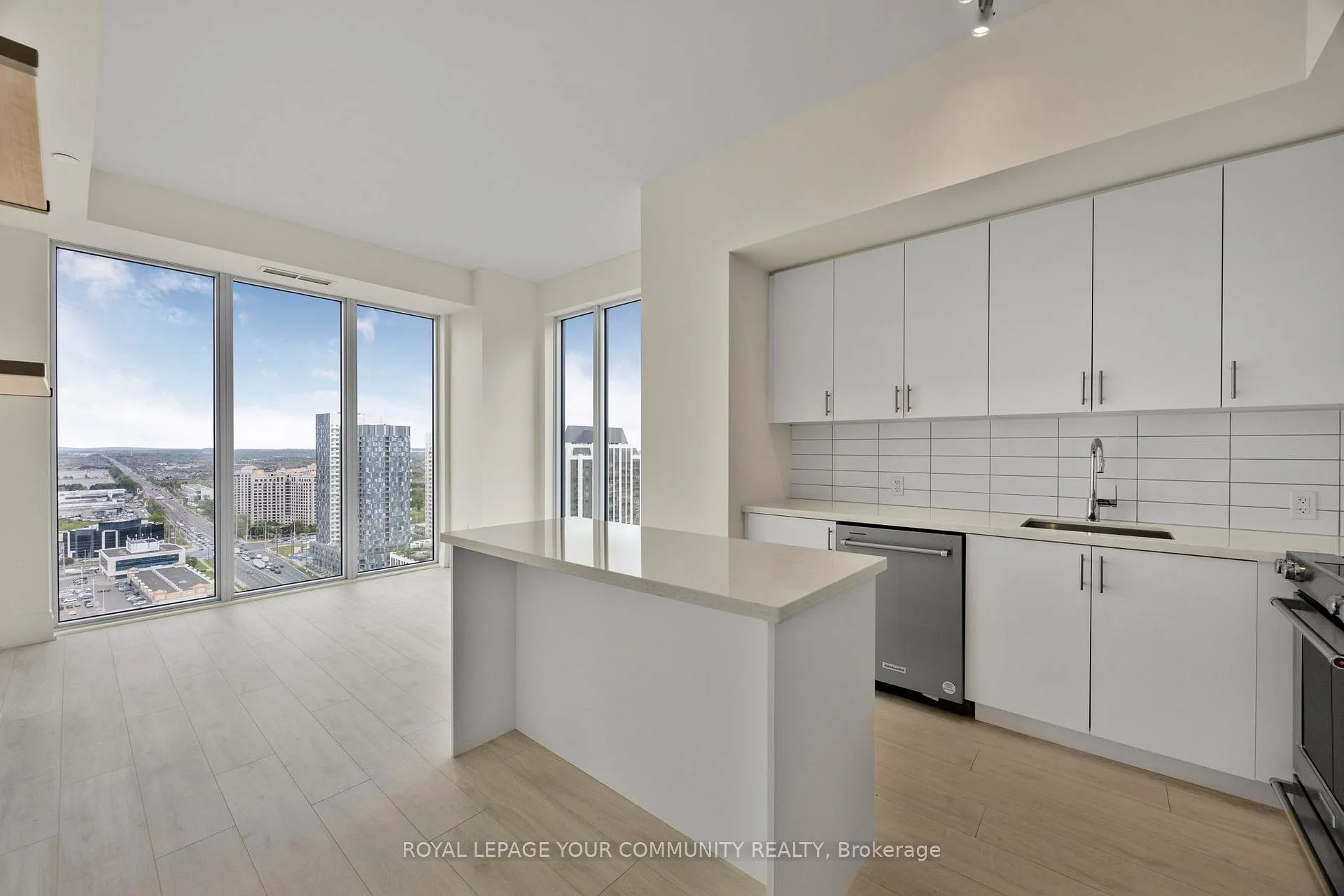 Photo 20 of Unit 2524, 9000 Jane Street, Vaughan, Concord — HOMEH