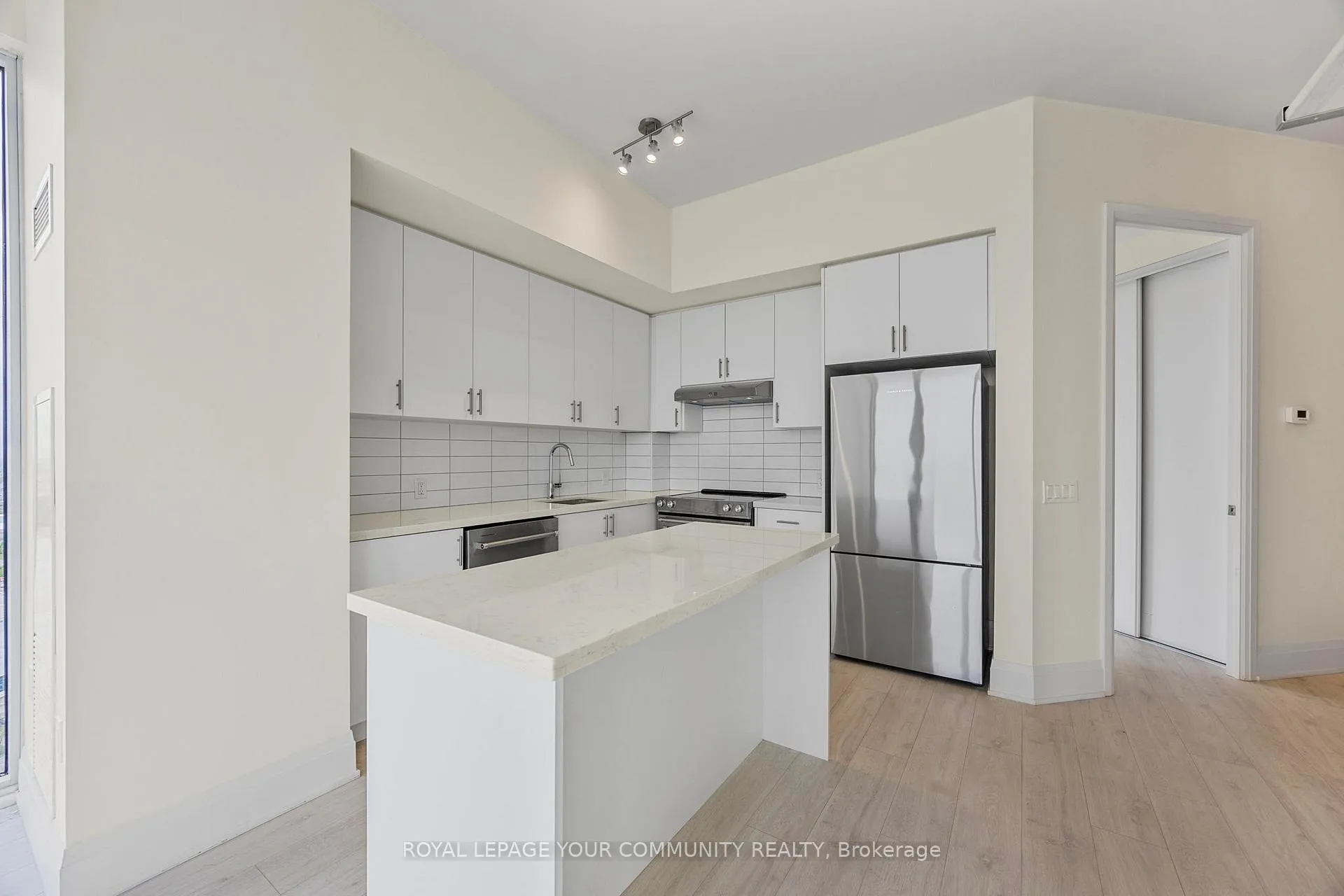 Photo 21 of Unit 2524, 9000 Jane Street, Vaughan, Concord — HOMEH