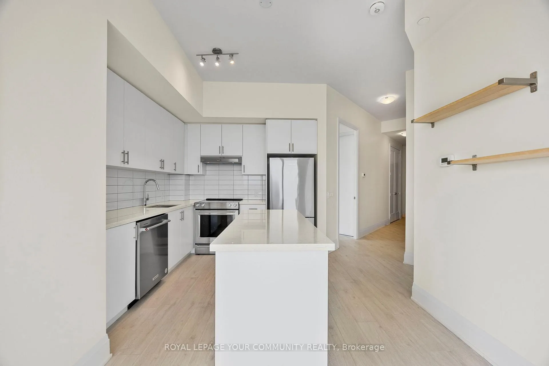 Photo 22 of Unit 2524, 9000 Jane Street, Vaughan, Concord — HOMEH