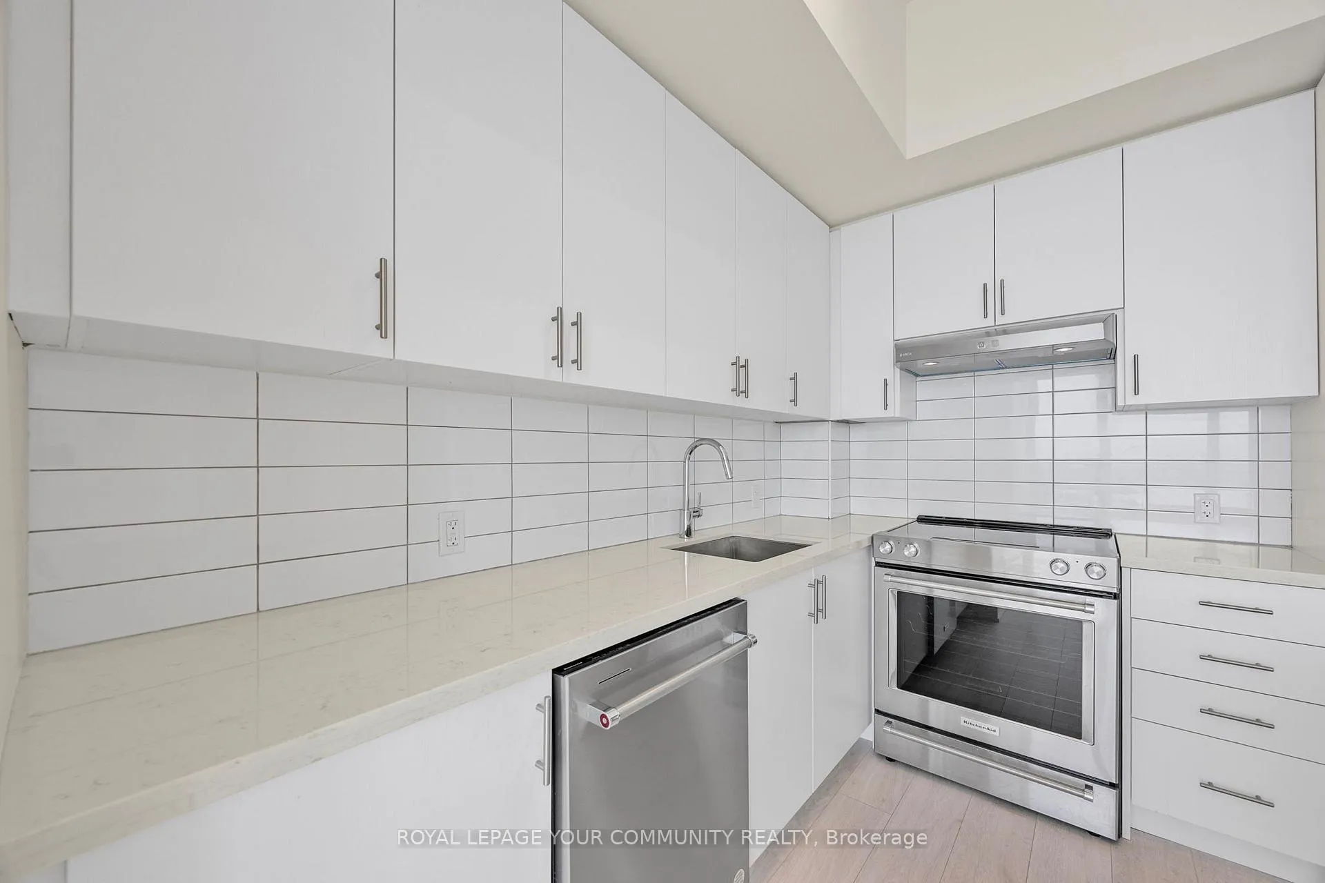 Photo 24 of Unit 2524, 9000 Jane Street, Vaughan, Concord — HOMEH