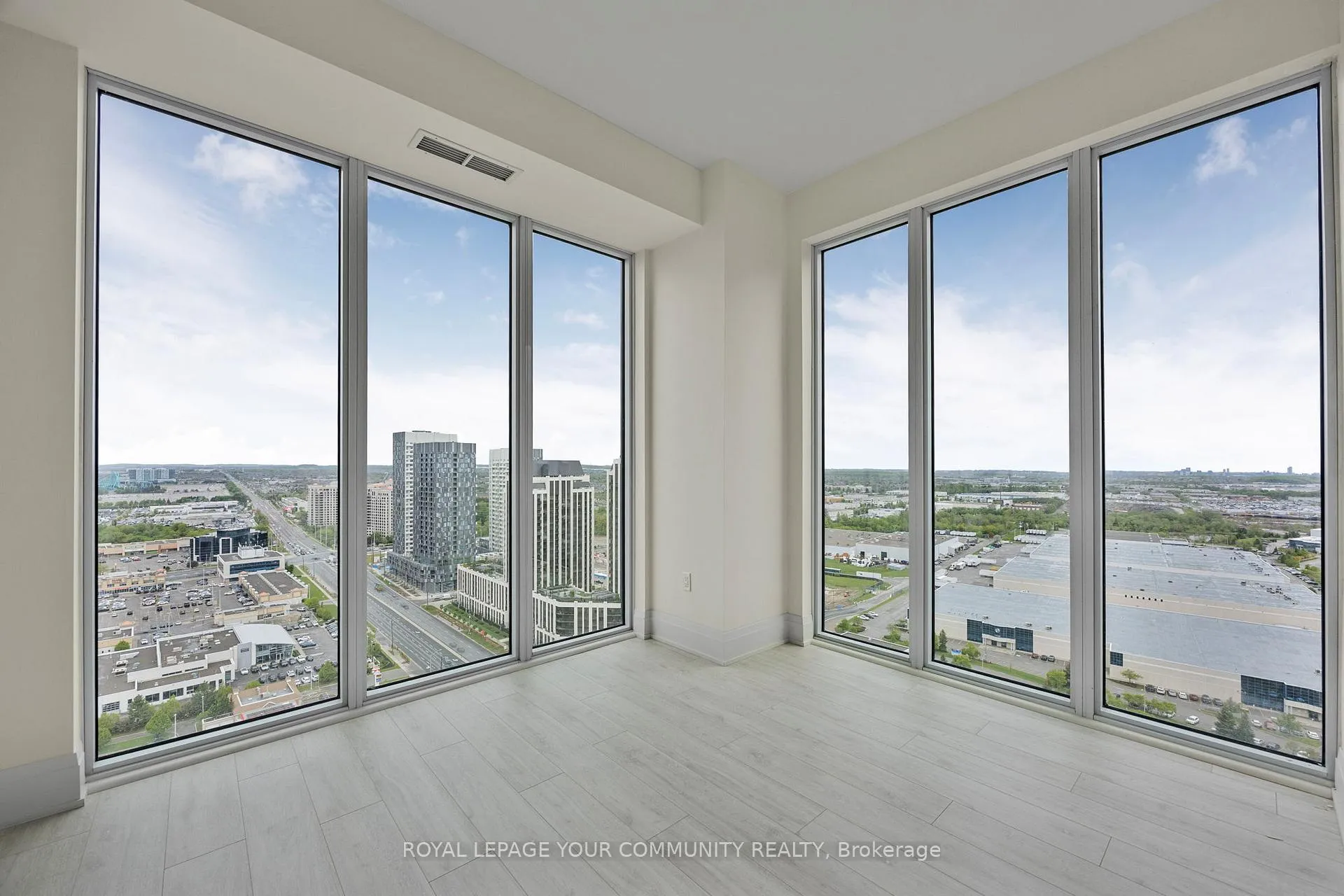 Photo 31 of Unit 2524, 9000 Jane Street, Vaughan, Concord — HOMEH