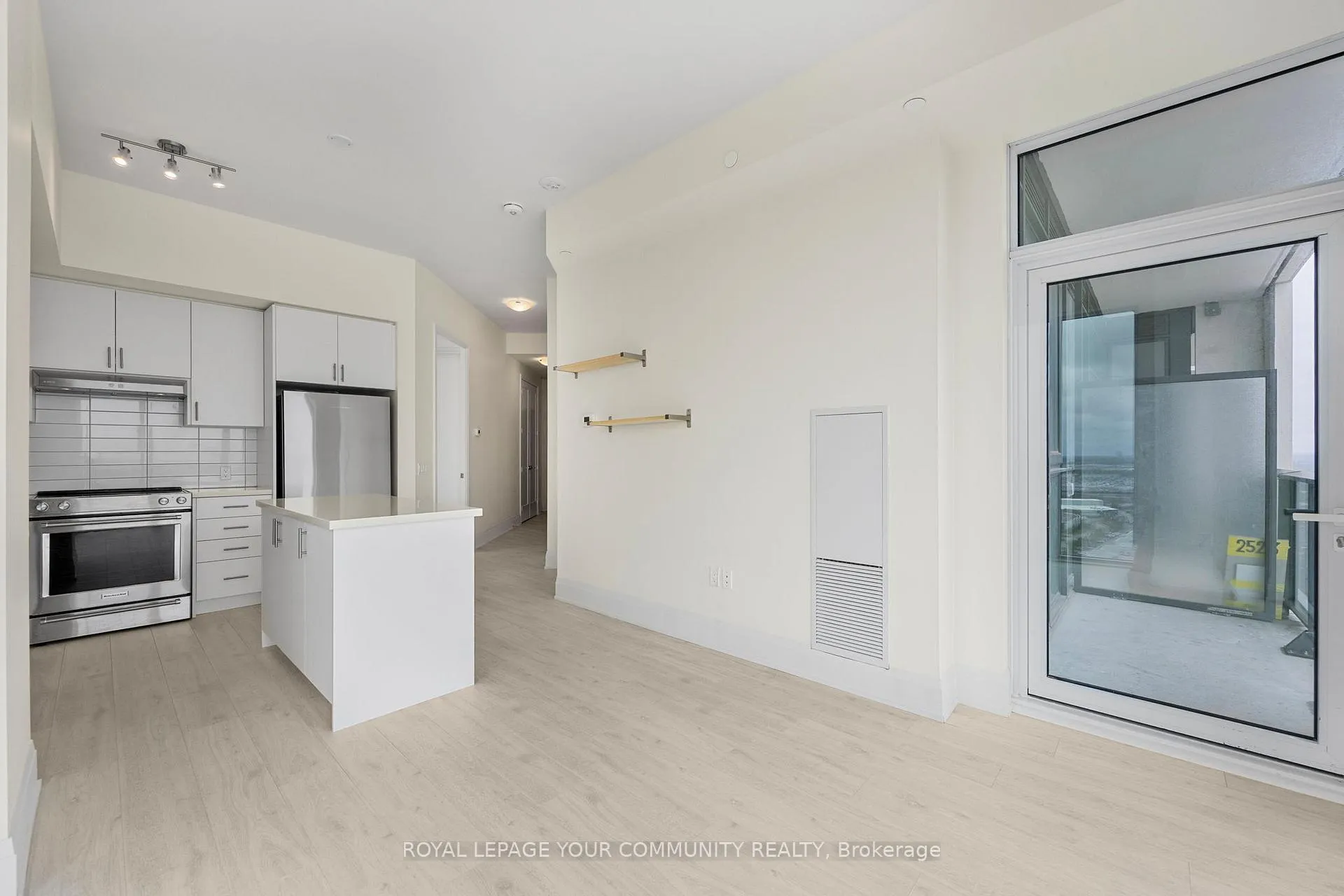Photo 33 of Unit 2524, 9000 Jane Street, Vaughan, Concord — HOMEH
