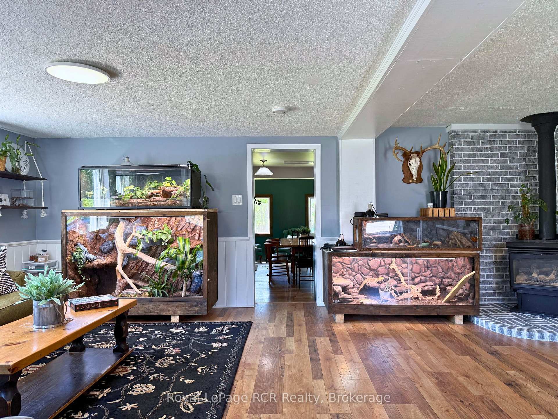 Photo 7 of 200 Sutherland Street N, Clearview, Stayner — HOMEH