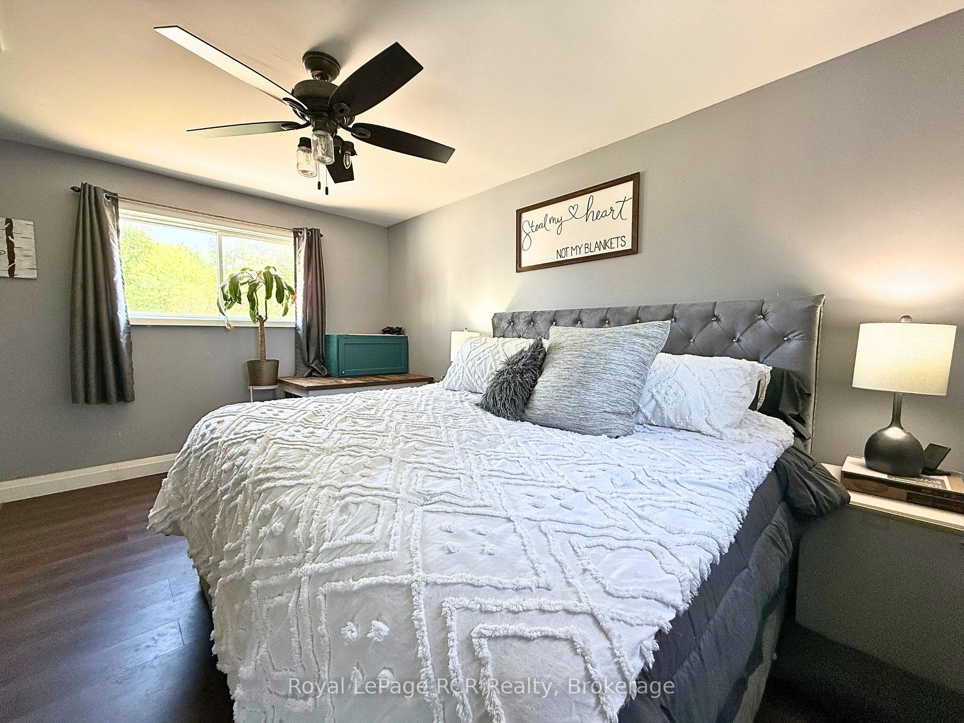 Photo 18 of 200 Sutherland Street N, Clearview, Stayner — HOMEH