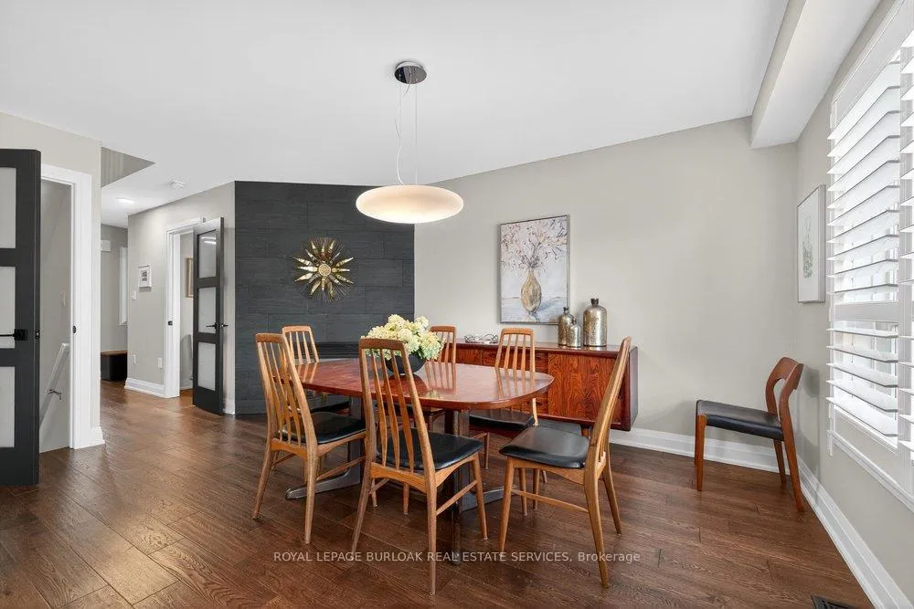 Photo 10 of 4006 Jarvis Crescent, Burlington, Rose — HOMEH