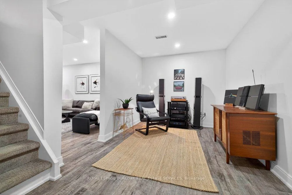 Photo 34 of 4006 Jarvis Crescent, Burlington, Rose — HOMEH