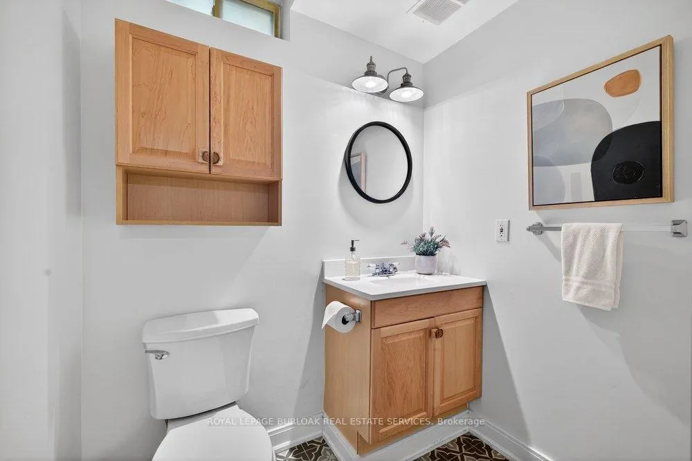 Photo 36 of 4006 Jarvis Crescent, Burlington, Rose — HOMEH