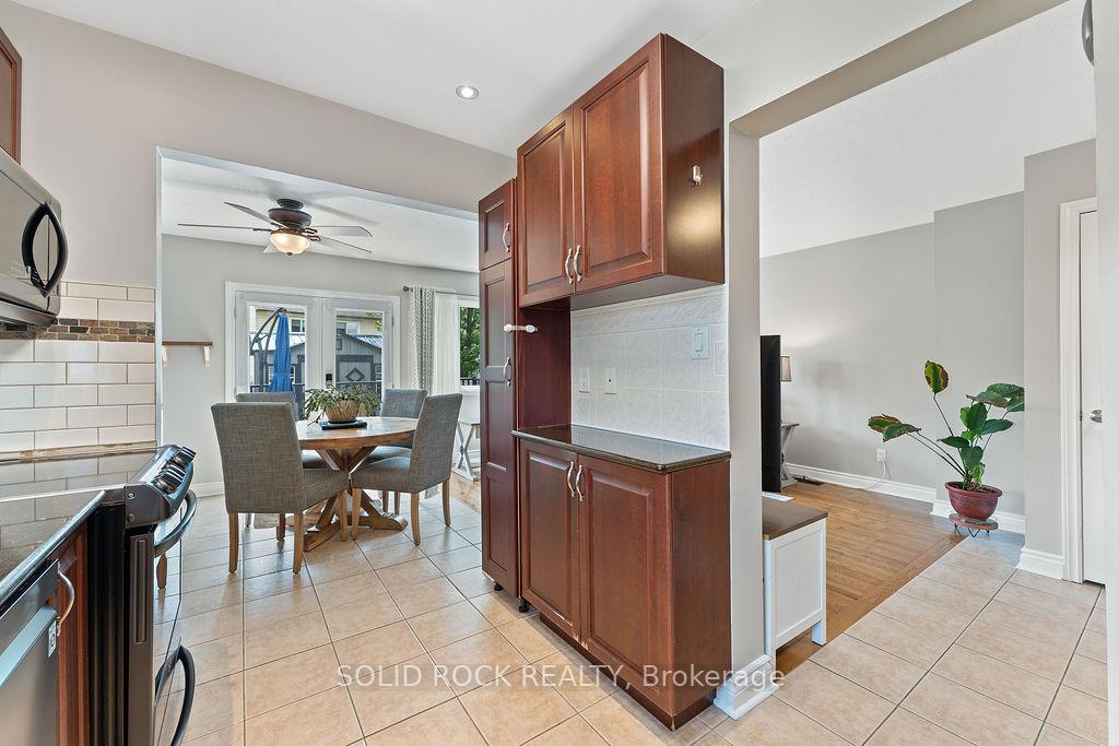 Photo 26 of 33 Benlark Road, Ottawa, Barrhaven - On the Green — HOMEH