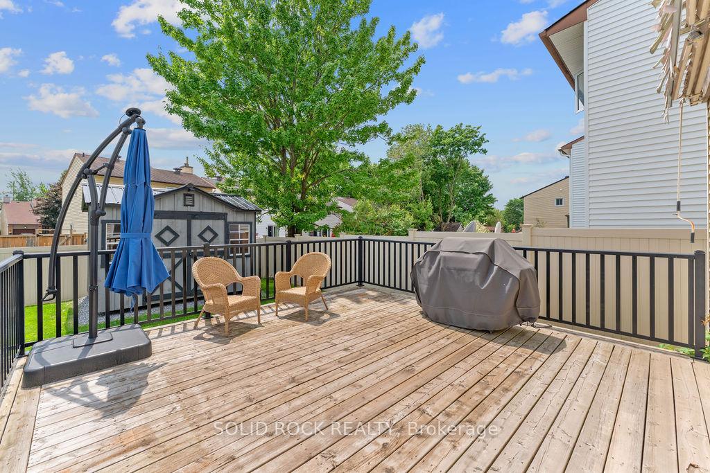 Photo 41 of 33 Benlark Road, Ottawa, Barrhaven - On the Green — HOMEH
