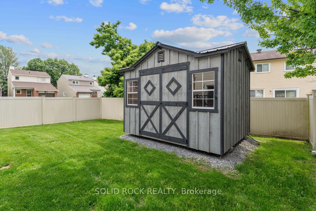 Photo 44 of 33 Benlark Road, Ottawa, Barrhaven - On the Green — HOMEH