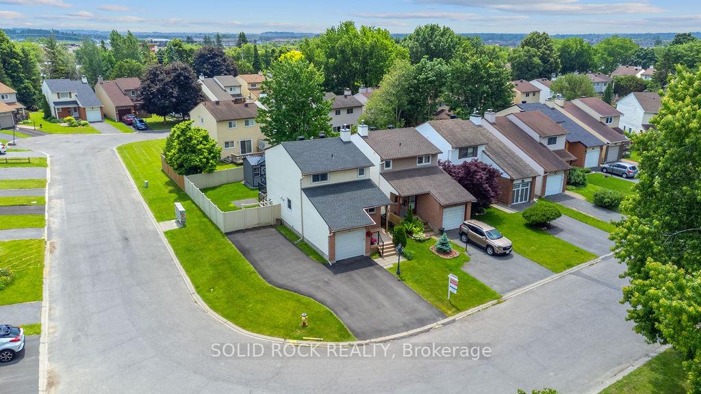Photo 46 of 33 Benlark Road, Ottawa, Barrhaven - On the Green — HOMEH