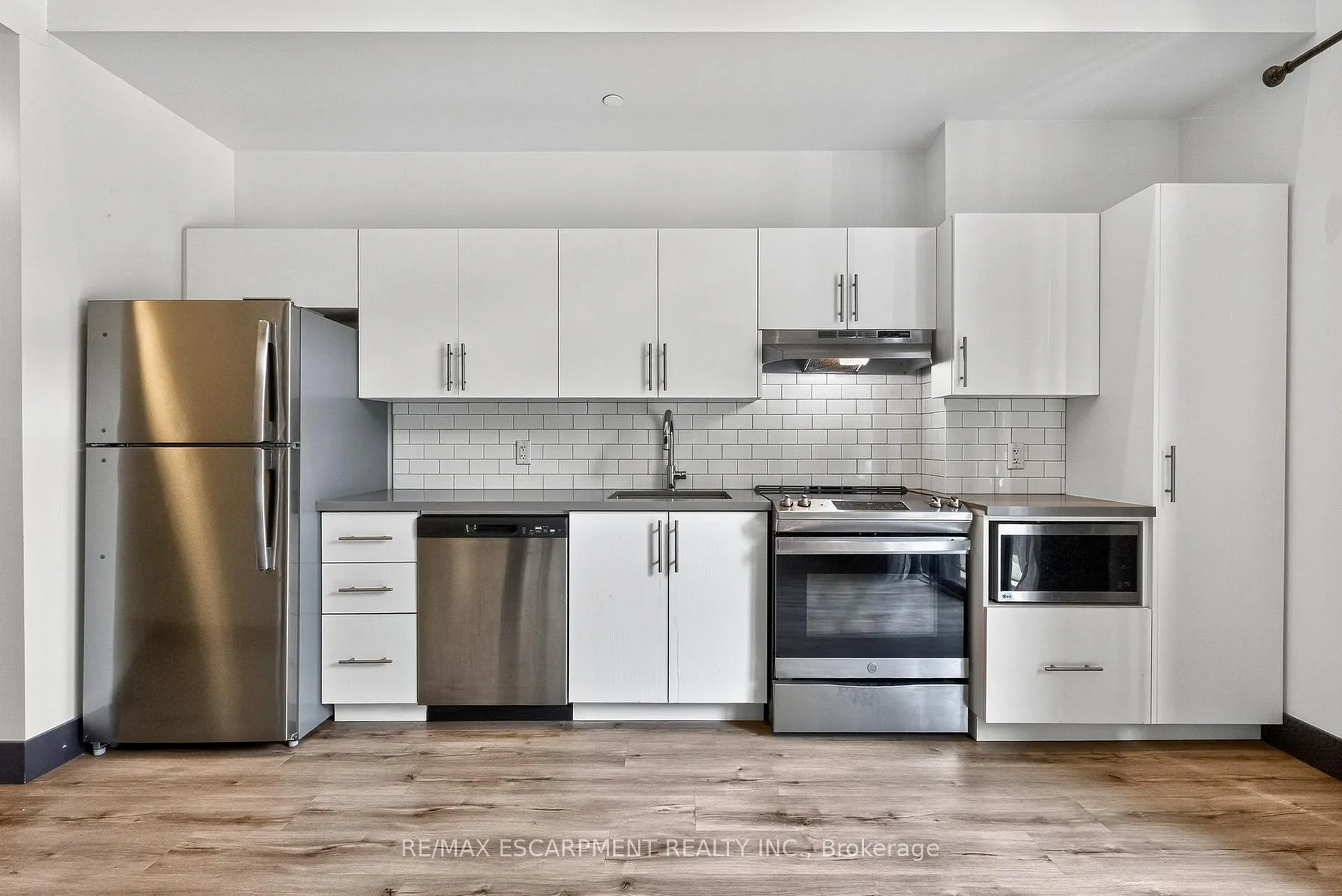 Photo 8 of Unit 104, 121 King Street E, Hamilton, Beasley — HOMEH
