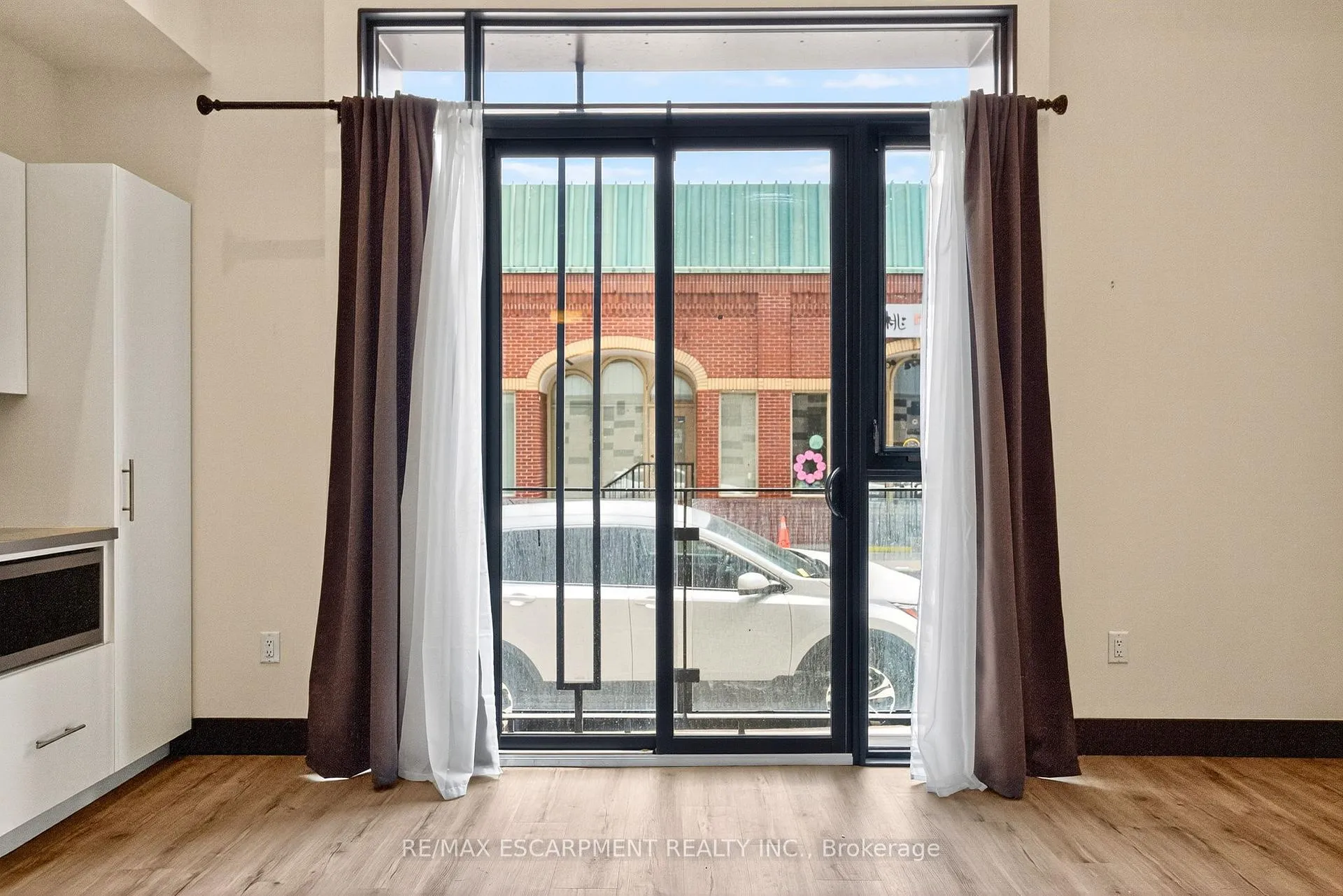 Photo 10 of Unit 104, 121 King Street E, Hamilton, Beasley — HOMEH