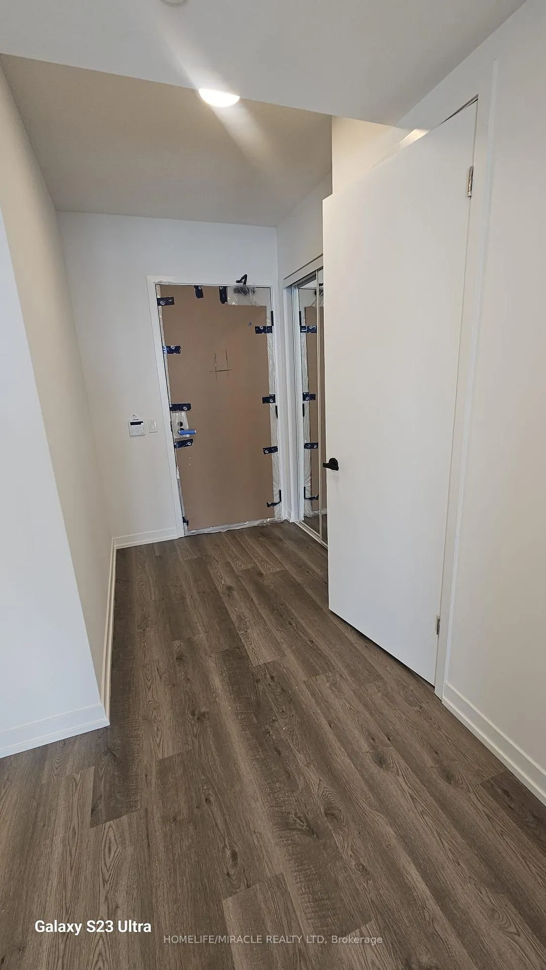 Photo 3 of Unit 3811, 195 Commerce Street, Vaughan, Vaughan Corporate Centre — HOMEH