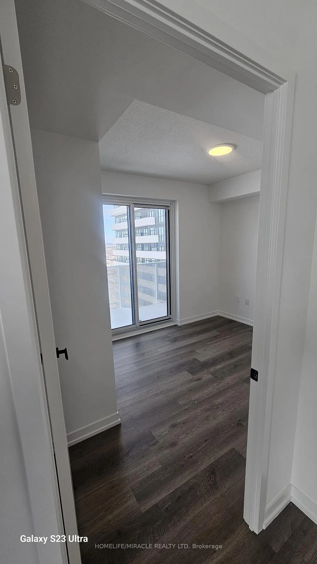 Photo 8 of Unit 3811, 195 Commerce Street, Vaughan, Vaughan Corporate Centre — HOMEH