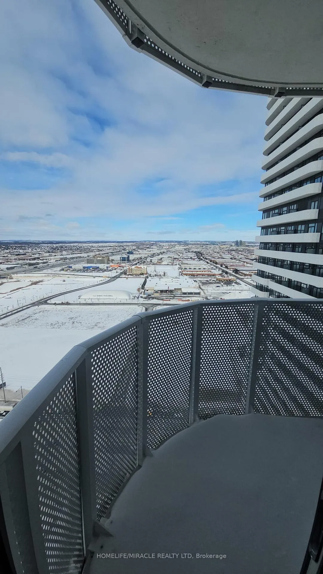 Photo 17 of Unit 3811, 195 Commerce Street, Vaughan, Vaughan Corporate Centre — HOMEH