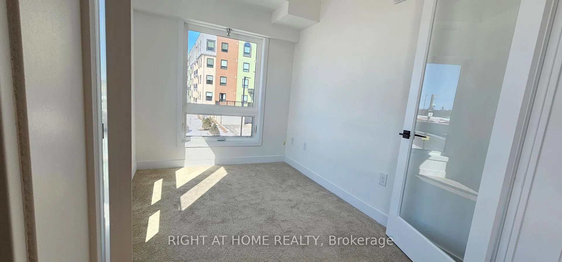 Photo 3 of Unit 112, 8 Culinary Lane, Barrie, Innis-Shore — HOMEH