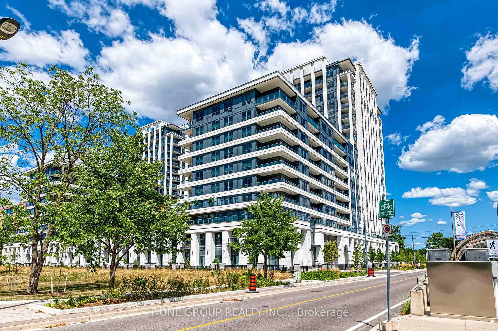 Photo 4 of Unit 1115, 8 Cedarland Drive, Markham, Unionville — HOMEH
