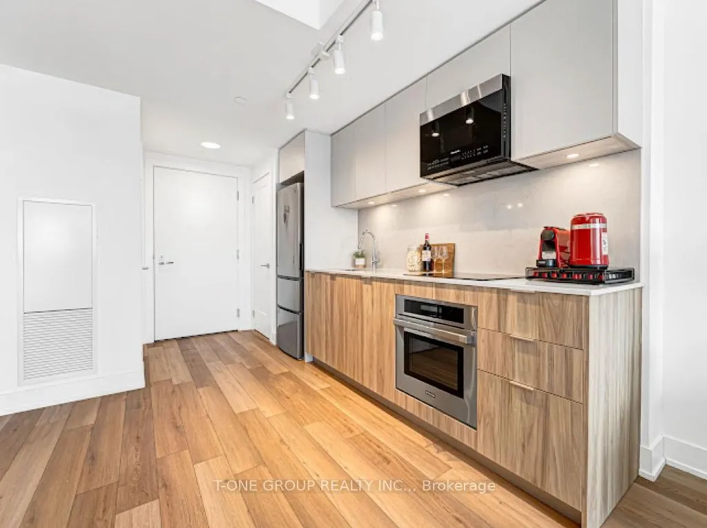 Photo 5 of Unit 1115, 8 Cedarland Drive, Markham, Unionville — HOMEH