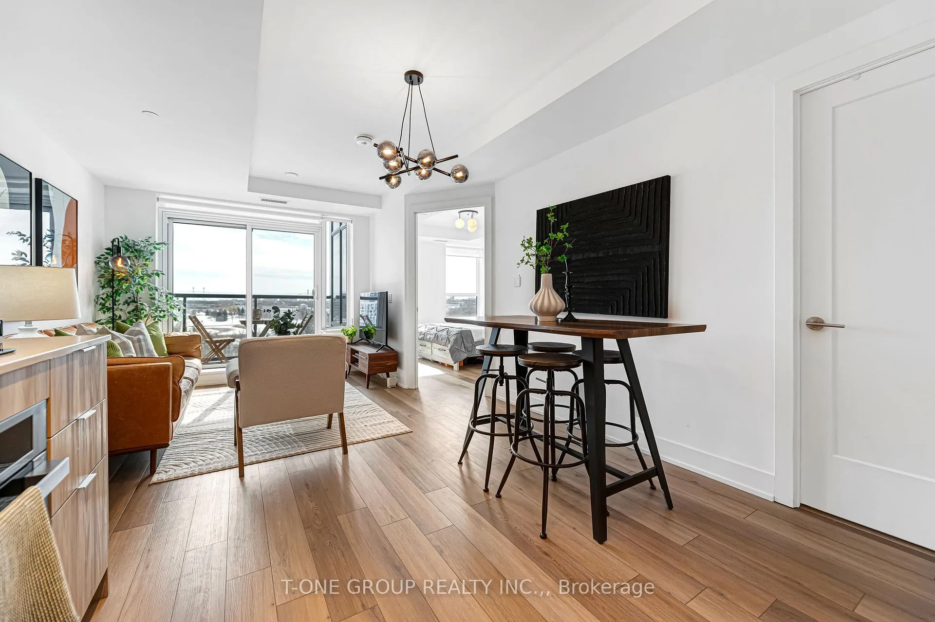 Photo 13 of Unit 1115, 8 Cedarland Drive, Markham, Unionville — HOMEH