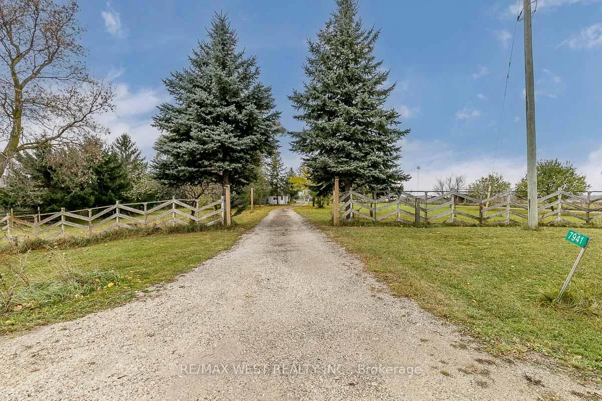 Photo 4 of 7941 Highway 26, Clearview, Stayner — HOMEH