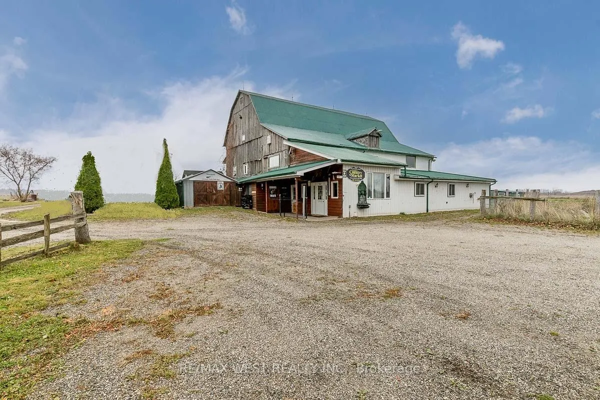 Photo 25 of 7941 Highway 26, Clearview, Stayner — HOMEH