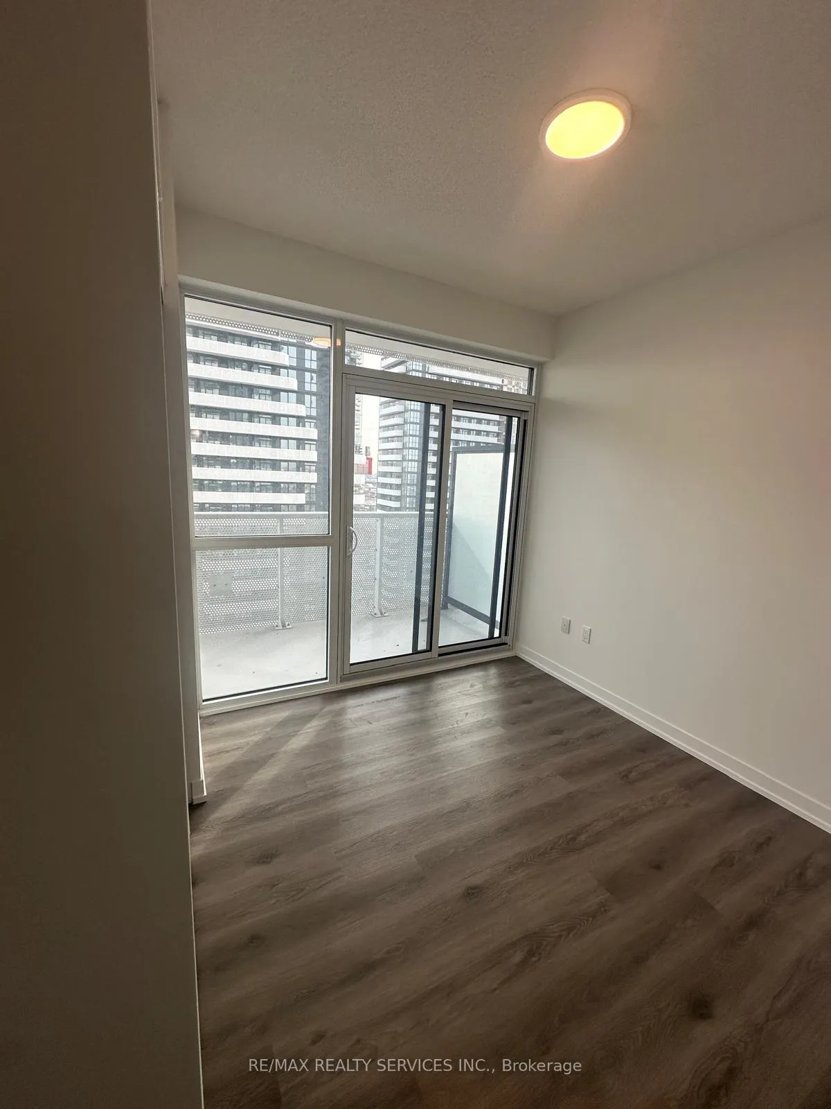 Photo 7 of Unit 2312, 225 Commerce Street, Vaughan, Vaughan Corporate Centre — HOMEH