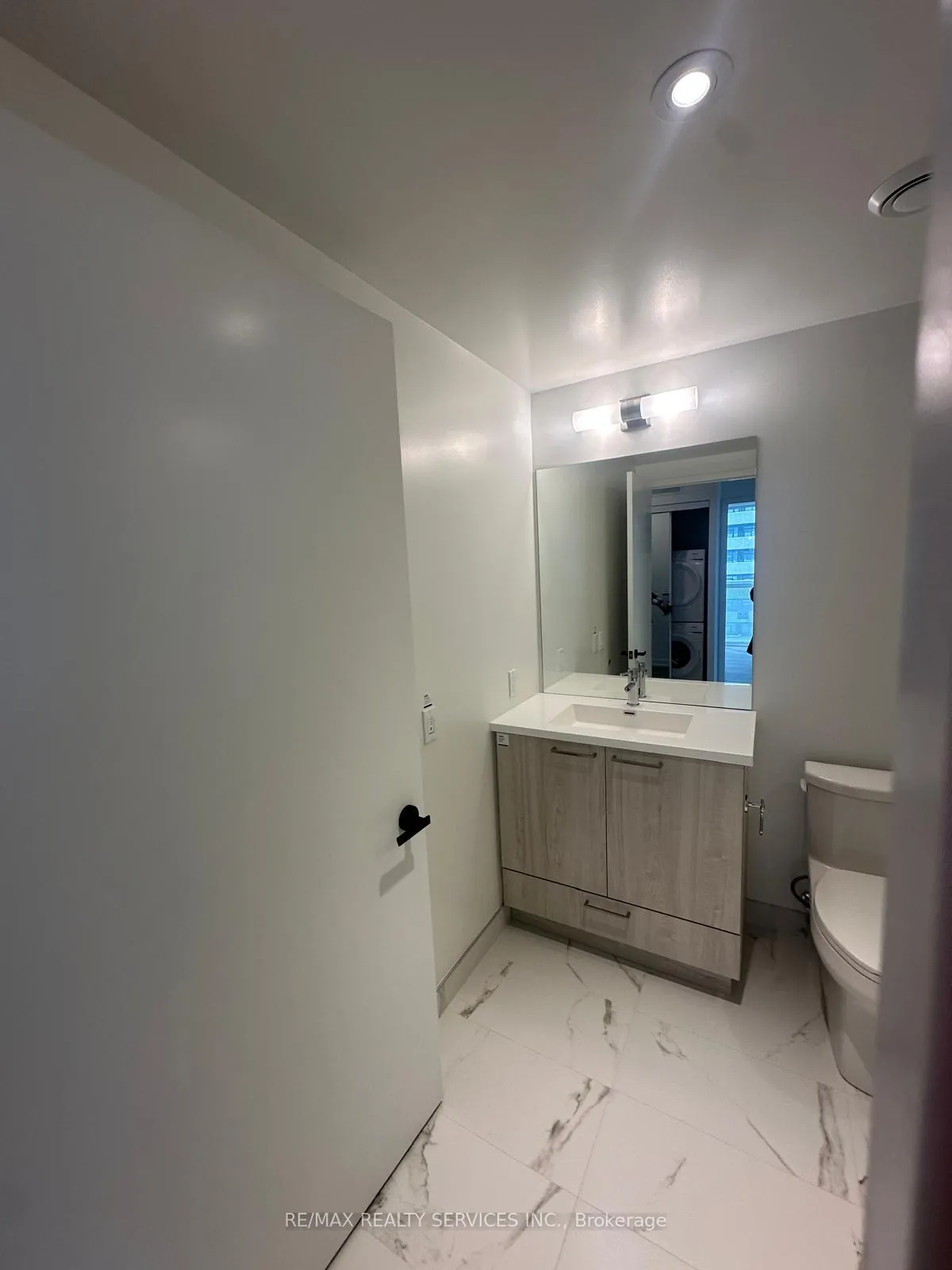 Photo 11 of Unit 2312, 225 Commerce Street, Vaughan, Vaughan Corporate Centre — HOMEH